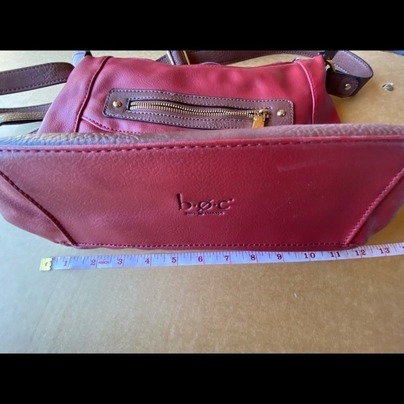 EUC BOC Red Purse Pretty Red and Brown with shoulder strap - Picture 8 of 9